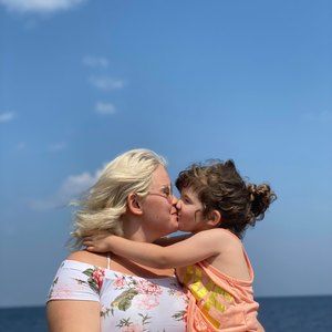 Meet your Posher, Fanny